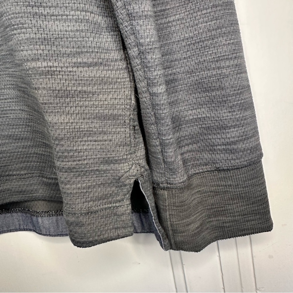 Nike Men’s Grey Long-Sleeve Dri-FIT Quarter-snap Pullover - Picture 5 of 9